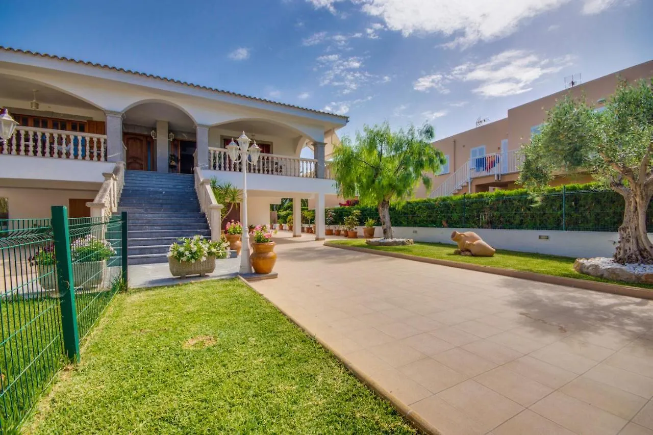 Ideal Property Mallorca - Flor Playa de Muro  Ferienhaus
